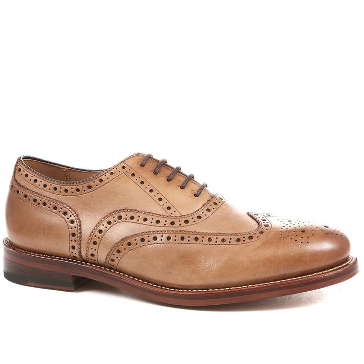 Classic Leather Brogues – Stylish and Comfortable Shoes for Formal and Casual Wear