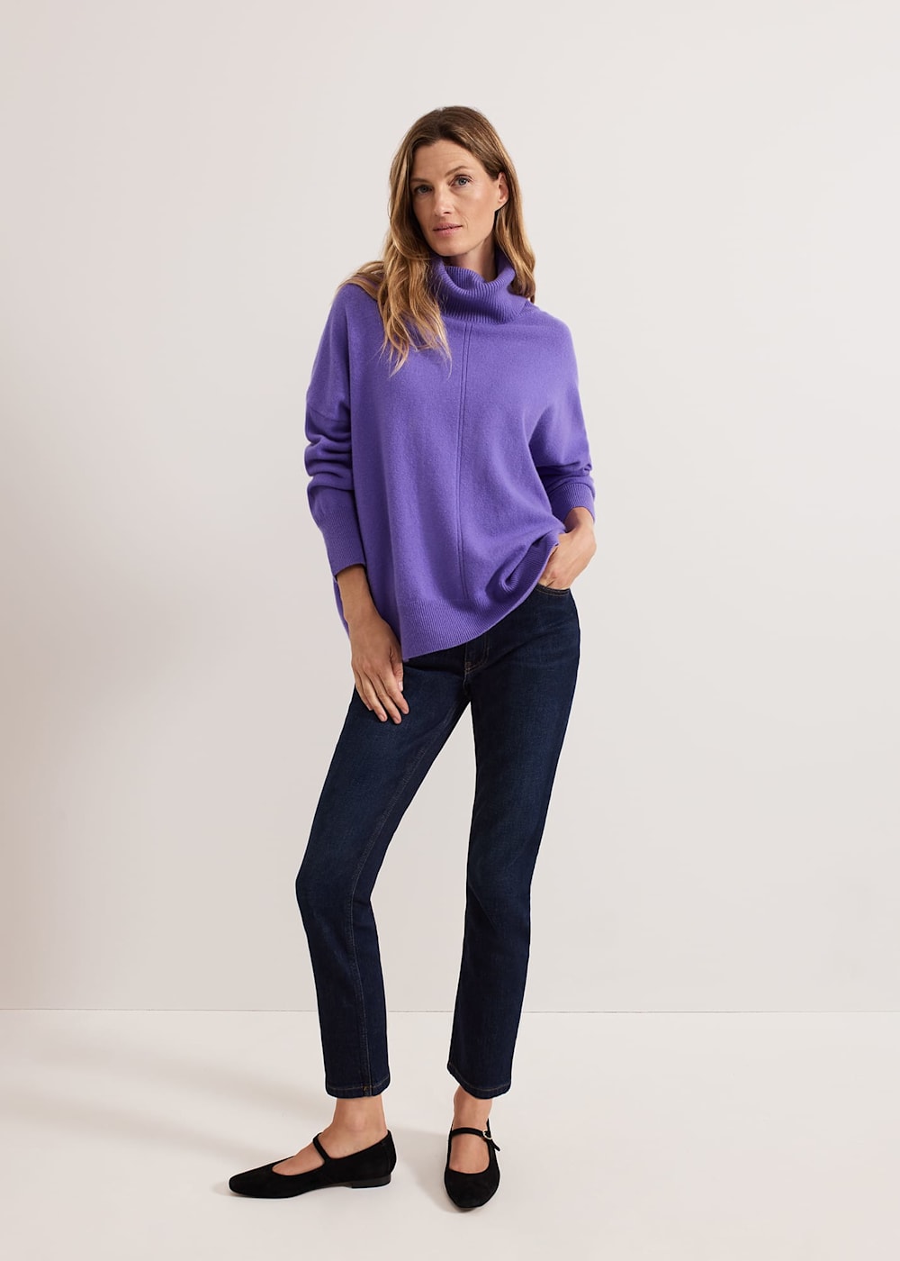 Roll Neck Wool-Cashmere Jumper - Soft & Stylish Winter Essential