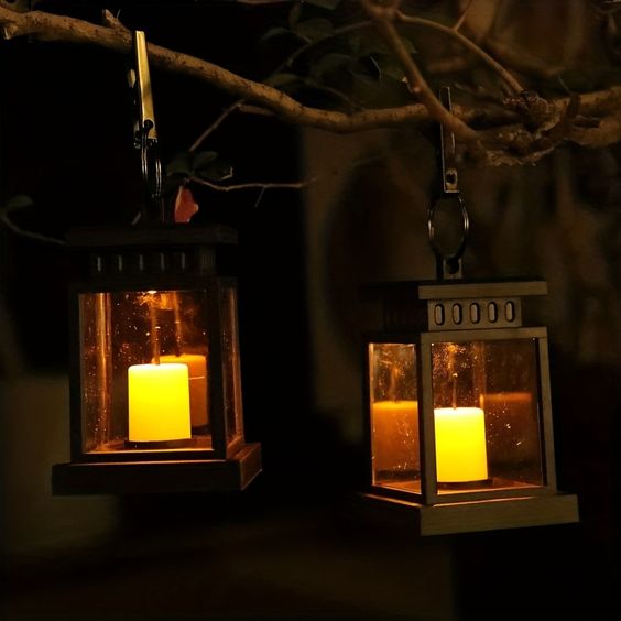 BrillianceGlow | Retro & Elegant Solar Garden Lamp