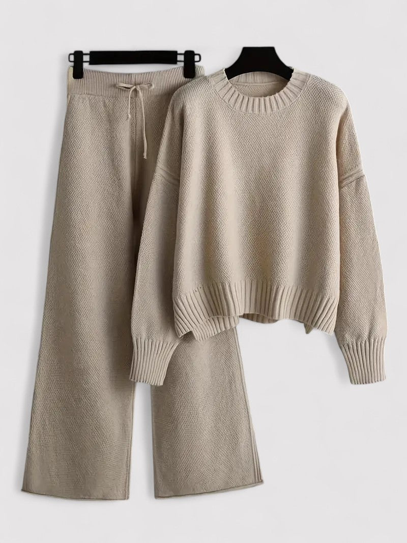 Cozy Autumn 2-piece Women's Set