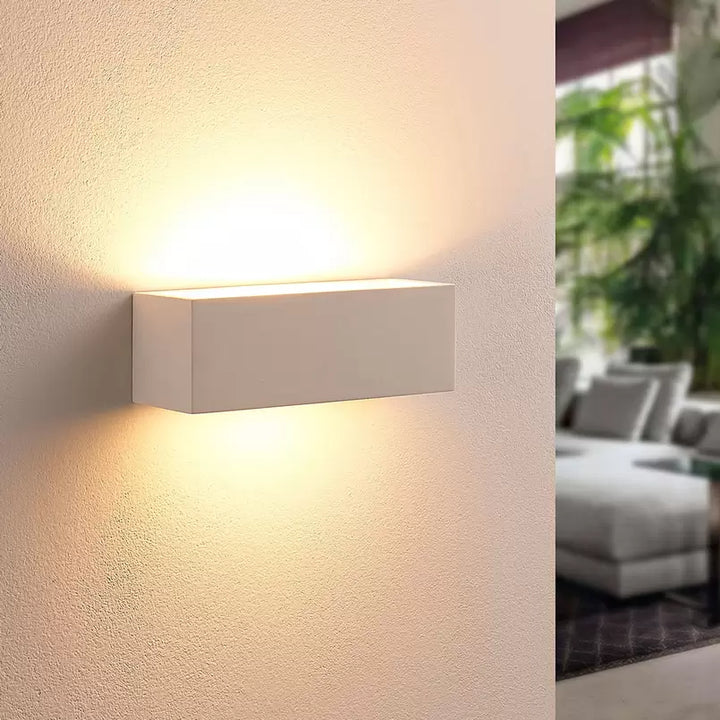 Modern White Wall Lamp - Sleek and Stylish Lighting for Any Room