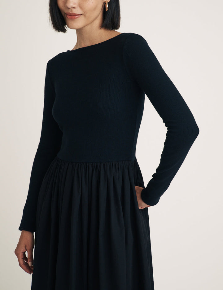 Black Long Sleeve A-Line Penni Midi Dress - Elegant and Flattering Dress for Every Occasion