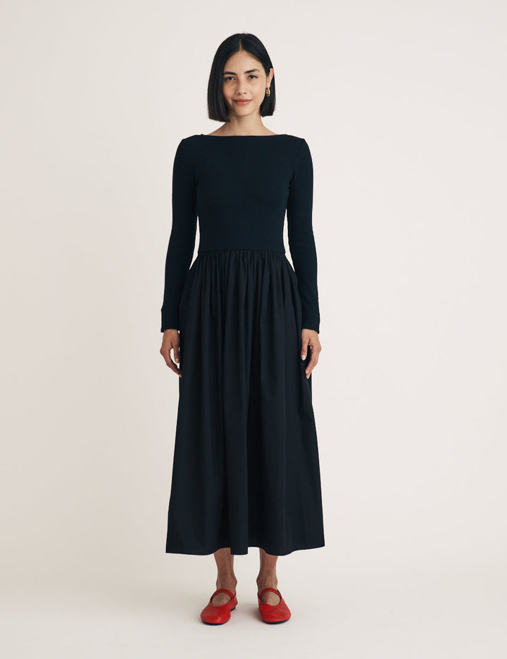 Black Long Sleeve A-Line Penni Midi Dress - Elegant and Flattering Dress for Every Occasion