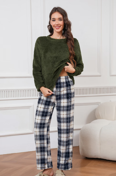 Pink Fuzzy Knit Jumper & Plaid Pants Pajama Set – Cozy Loungewear, Soft & Stylish for Relaxed Comfort