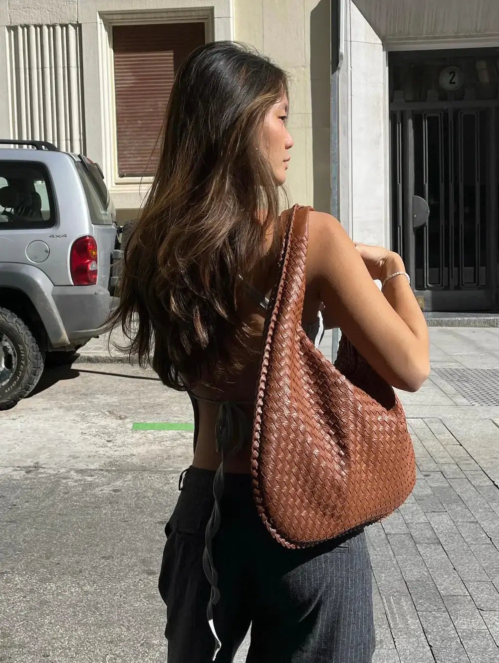 Woven Bag XL – Stylish Oversized Tote, Durable & Spacious for Everyday Use