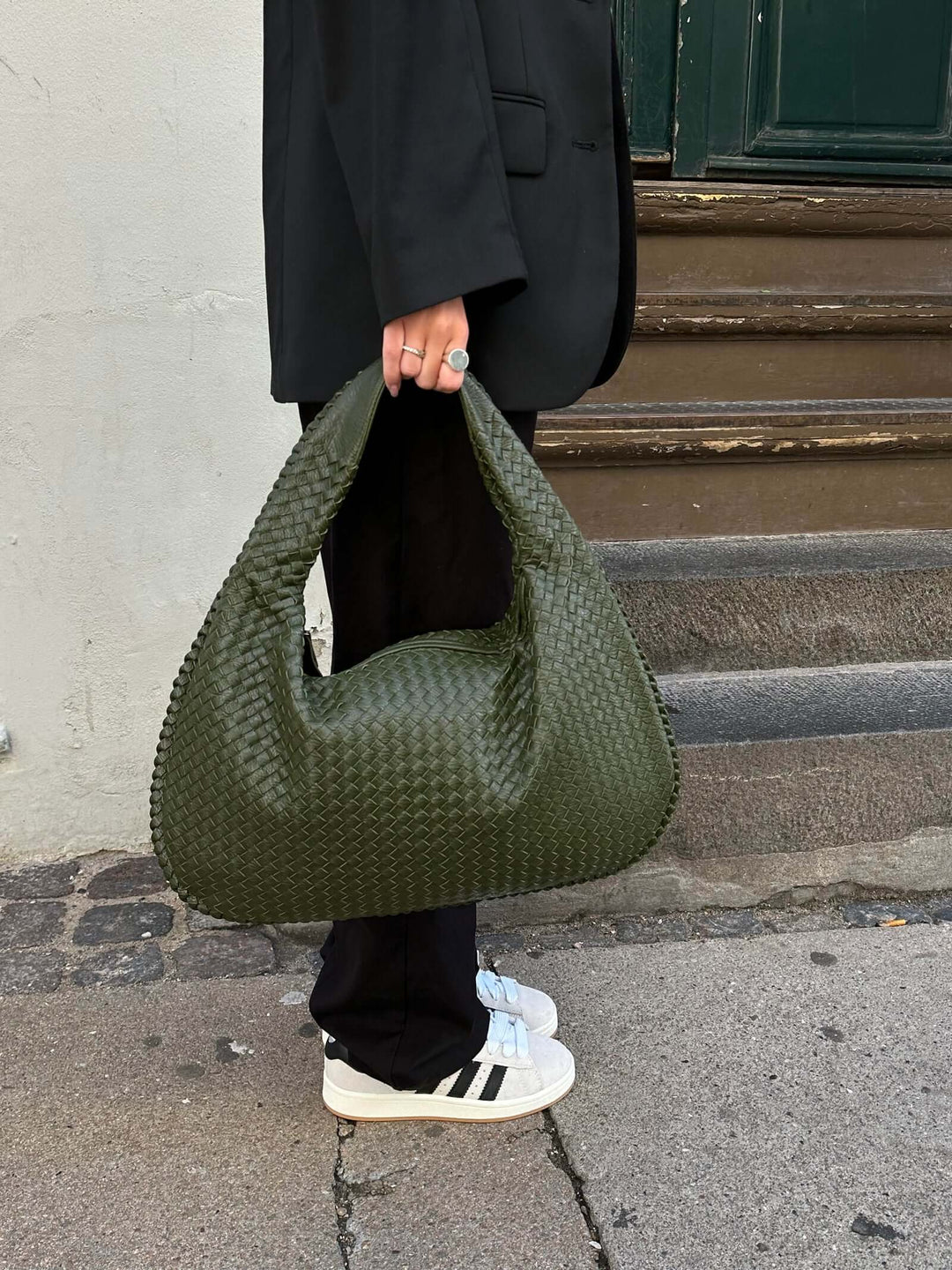 Woven Bag XL – Stylish Oversized Tote, Durable & Spacious for Everyday Use