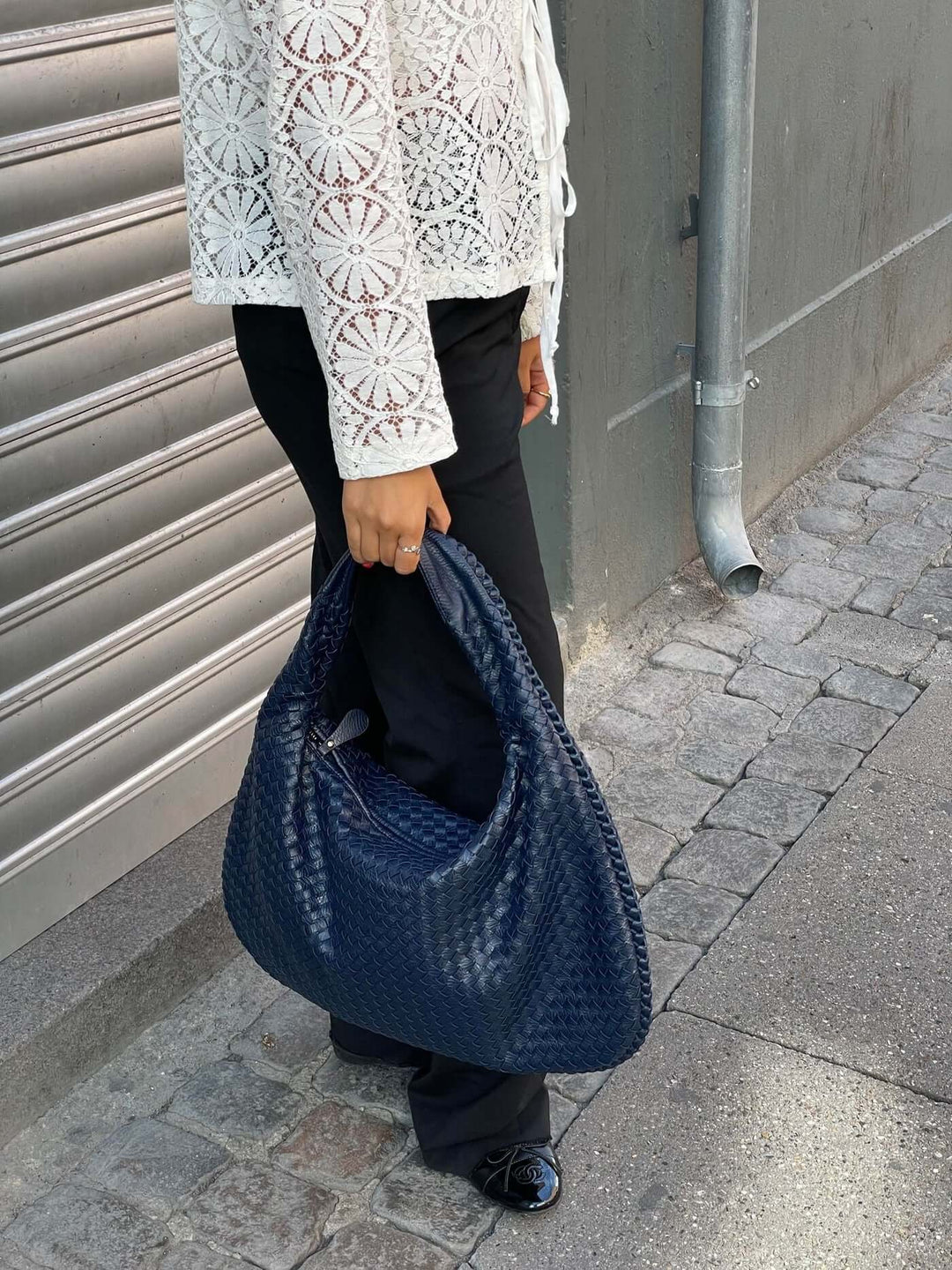 Woven Bag XL – Stylish Oversized Tote, Durable & Spacious for Everyday Use